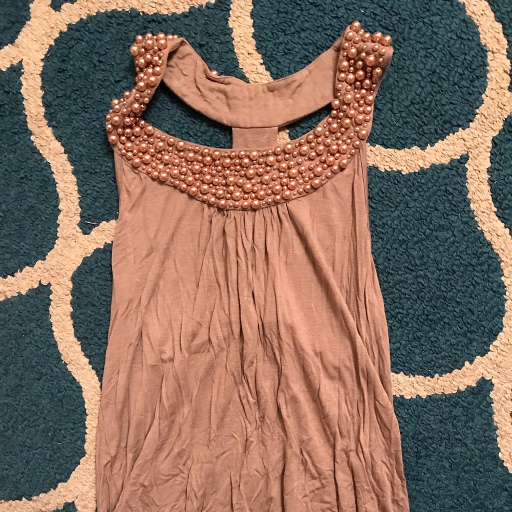 💛4/20 sale if you bundle Forever 21 beaded fancy tank